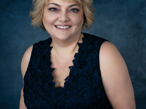 You: “I never like photos of myself.”