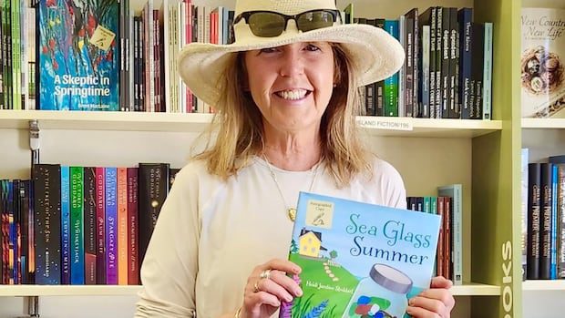 summers-spent-by-bay-of-fundy-made-new-brunswick-special,-author-says-of-childhood-|-cbc-news