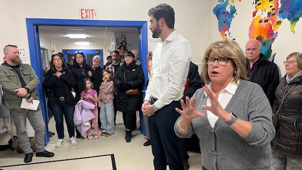 fredericton-crowd-grills-ministers-for-hours-over-homeless-housing-location-|-cbc-news