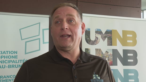 nb.-municipal-leaders-meet-to-find-solutions-to-harassment-|-cbc-news