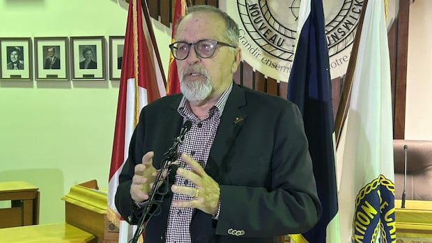 caraquet-council-votes-in-favour-of-warming-shelter-after-residents-switch-sides-|-cbc-news