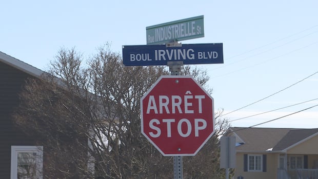 bouctouche-gears-up-for-its-first-traffic-light-as-community-expands-|-cbc-news