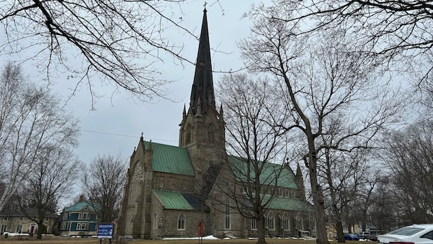 landmark-fredericton-church-reaching-far-and-wide-for-help-with-repairs-|-cbc-news