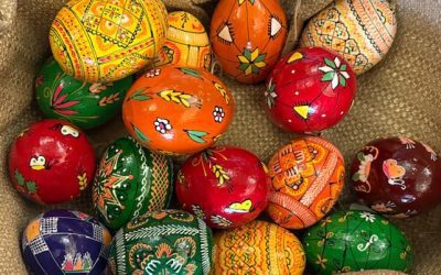 Ukrainians share Easter tradition with Moncton community | CBC News