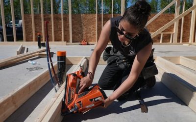 Report details consequences of aging N.B. population on workforce | CBC News