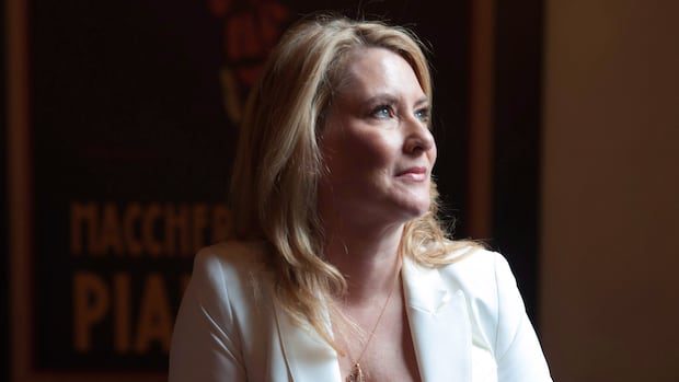 mccain-daughter-says-she’s-‘trapped’-in-family-company-|-cbc-news