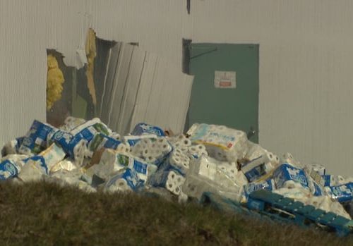 firefighters-put-out-fire-at-irving-tissue-warehouse-in-dieppe-|-cbc-news