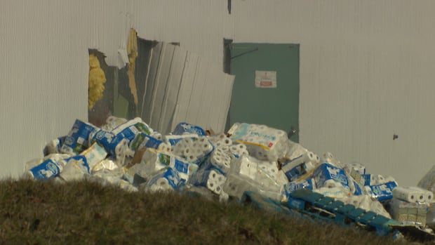 firefighters-put-out-fire-at-irving-tissue-warehouse-in-dieppe-|-cbc-news