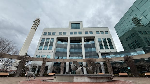 low-attendance-as-moncton-gathers-input-on-crime-reduction-plan-|-cbc-news