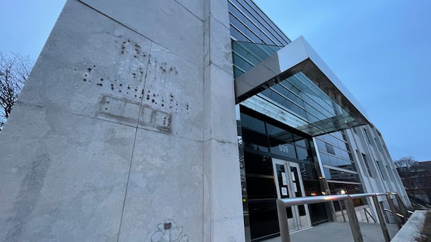 postmedia-to-stop-printing-newspapers-in-moncton-|-cbc-news