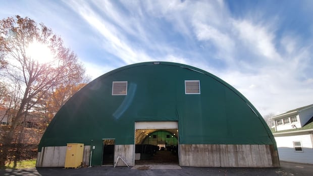 dfo-explains-closure-of-biodiversity-facilities-|-cbc-news