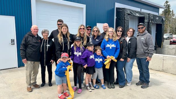grand-manan-company-doubles-down-on-lobster-with-island’s-1st-processing-plant-|-cbc-news