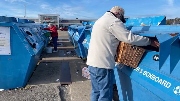 large-apartment-buildings-in-saint-john-still-resist-recycling-a-year-after-bylaw-|-cbc-news