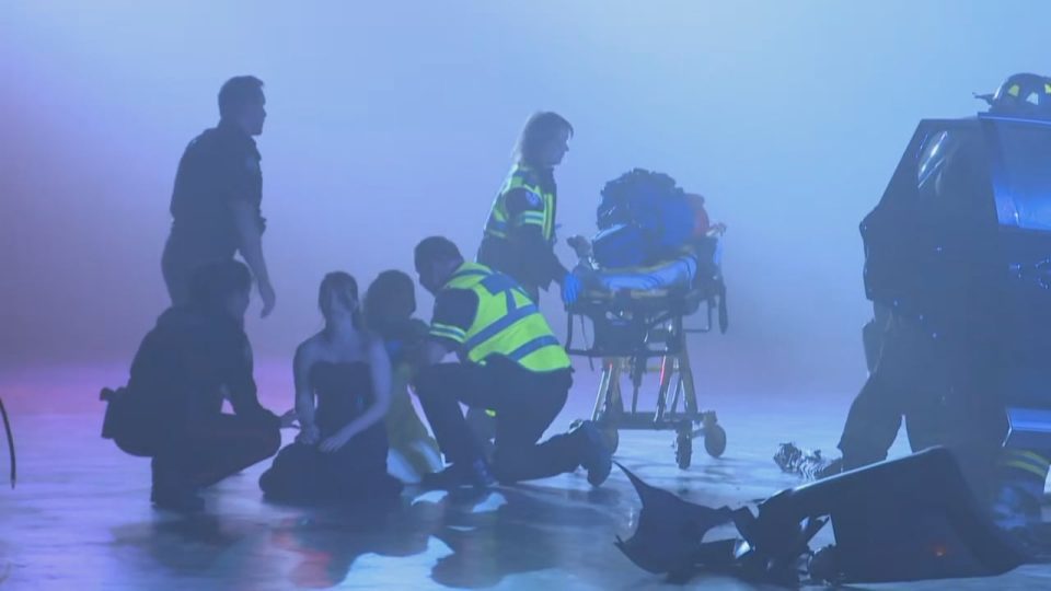mock-scenario-shows-students-the-dangers-of-impaired-or-distracted-driving