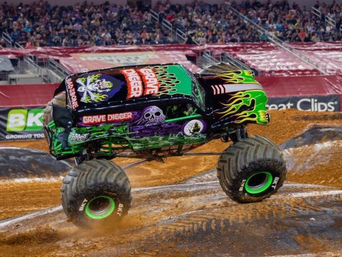 monster-spectacular-at-avenir-centre