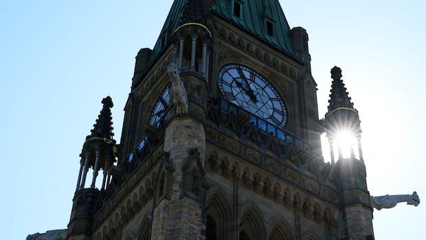 as-us.-moves-closer-to-permanent-daylight-time,-is-it-inevitable-that-canada-will-follow?-|-cbc-news