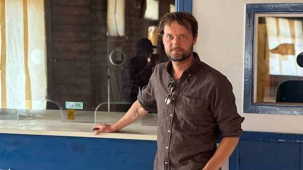 award-winning-publisher-breathes-new-life-into-119-year-old-sackville-train-station-|-cbc-news
