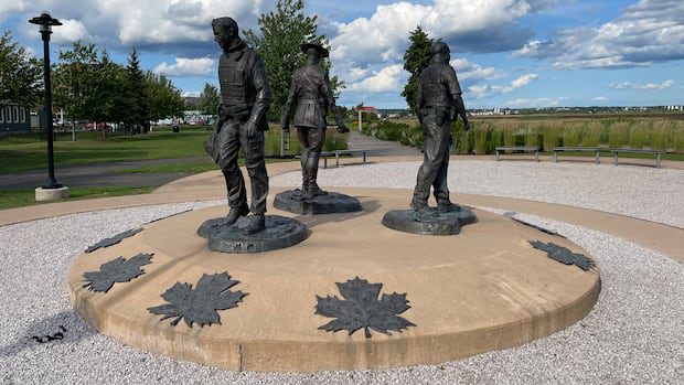 bronze-maple-leaf-stolen-from-moncton-memorial-honouring-3-slain-rcmp-officers-|-cbc-news