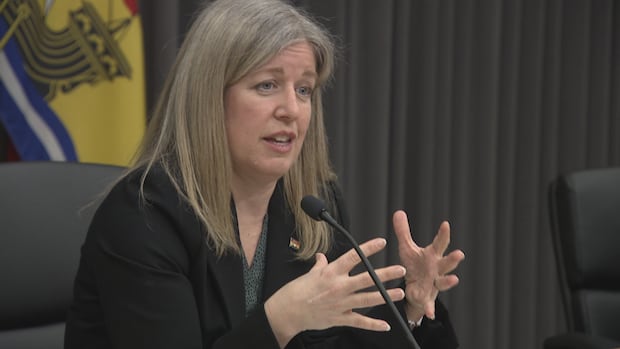 holt-leads-in-new-poll,-despite-disapproval-of-liberal-record-|-cbc-news