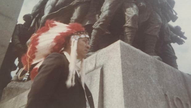 2nd-world-war-veteran-and-mi’kmaw-chief-honoured-with-street-name-in-france-|-cbc-news