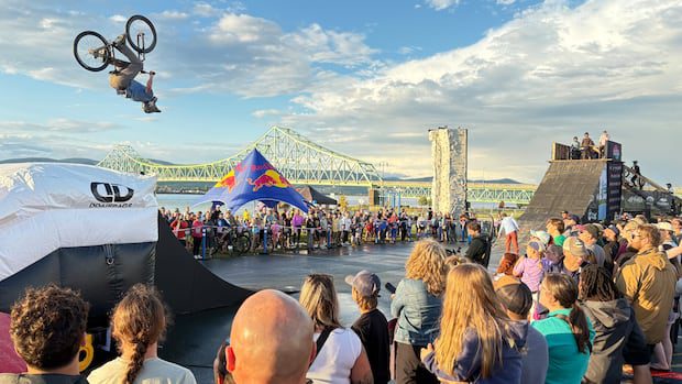 international-mountain-biking-pros-amaze-in-campbellton-|-cbc-news