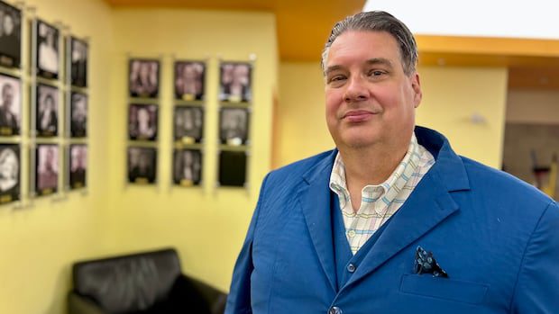 child-and-youth-advocate-supports-school-cellphone-ban,-while-some-students-are-skeptical-|-cbc-news
