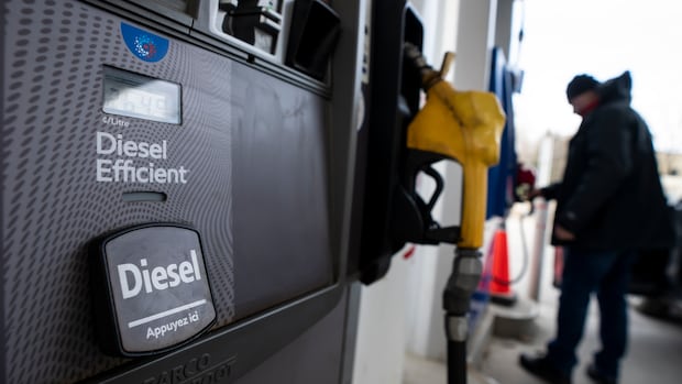 skyrocketing-diesel-prices-could-turn-into-high-grocery-prices-soon,-as-shipping-costs-go-up-|-cbc-news