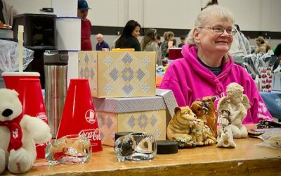 At this Moncton flea market, some vendors are letting go of more than stuff | CBC News