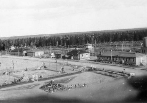 students-explore-what-life-was-like-at-nb.-internment-camp-during-ww-ii-|-cbc-news