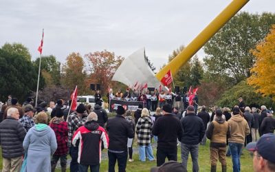 Nackawic mill workers rally in face of impending layoffs | CBC News