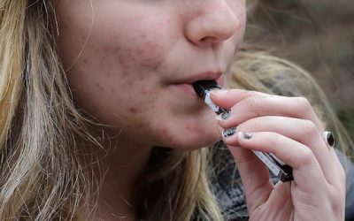 N.B. Lung representatives in Ottawa to discuss smoke-free generation legislation | CBC News