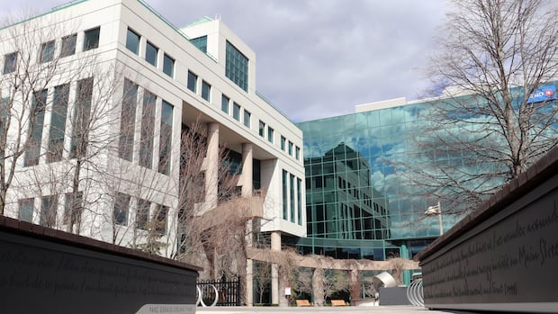 moncton-council-asks-for-short-term-rental-rules-|-cbc-news