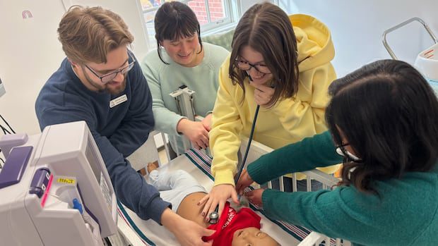 unb-opens-pediatric-simulation-suites-to-give-nursing-students-hands-on-experience-with-babies-|-cbc-news