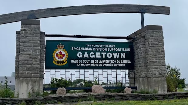 wildfire-at-base-gagetown-continues-for-2nd-day-|-cbc-news